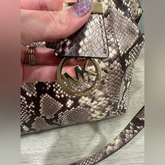 Michael Kors Large Embossed Leather Satchel Snakeskin - Picture 4 of 11
